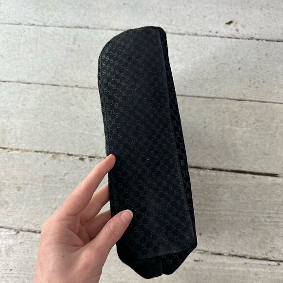 Vintage Gucci GG Suede Pouch Handbag - Picture 2 of 9